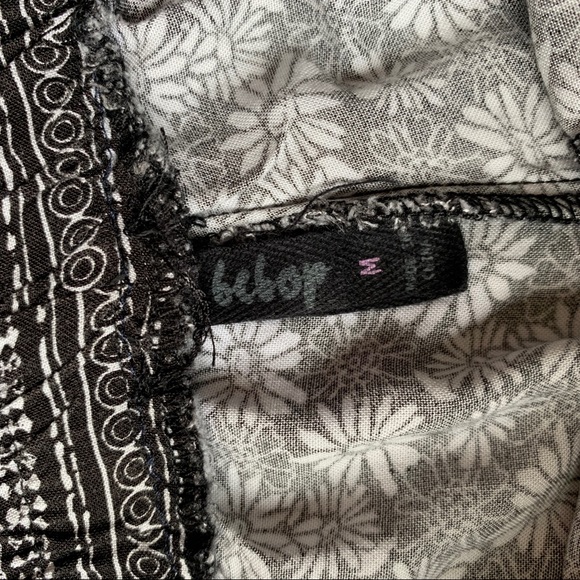 2 Shorts: one BEBOP Sz M & one CYNTHIA ROWLEY Sz S - Picture 5 of 8